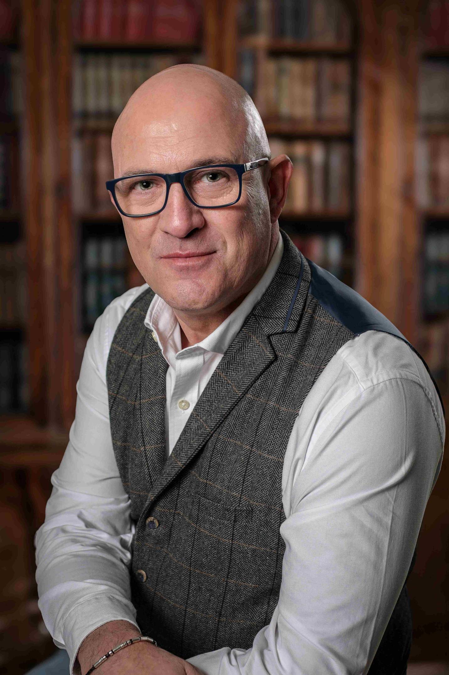 Paul Bray BA (Hons) PGCE NPQH MEd